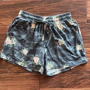 Floral/camo  Print Drawstring Shorts